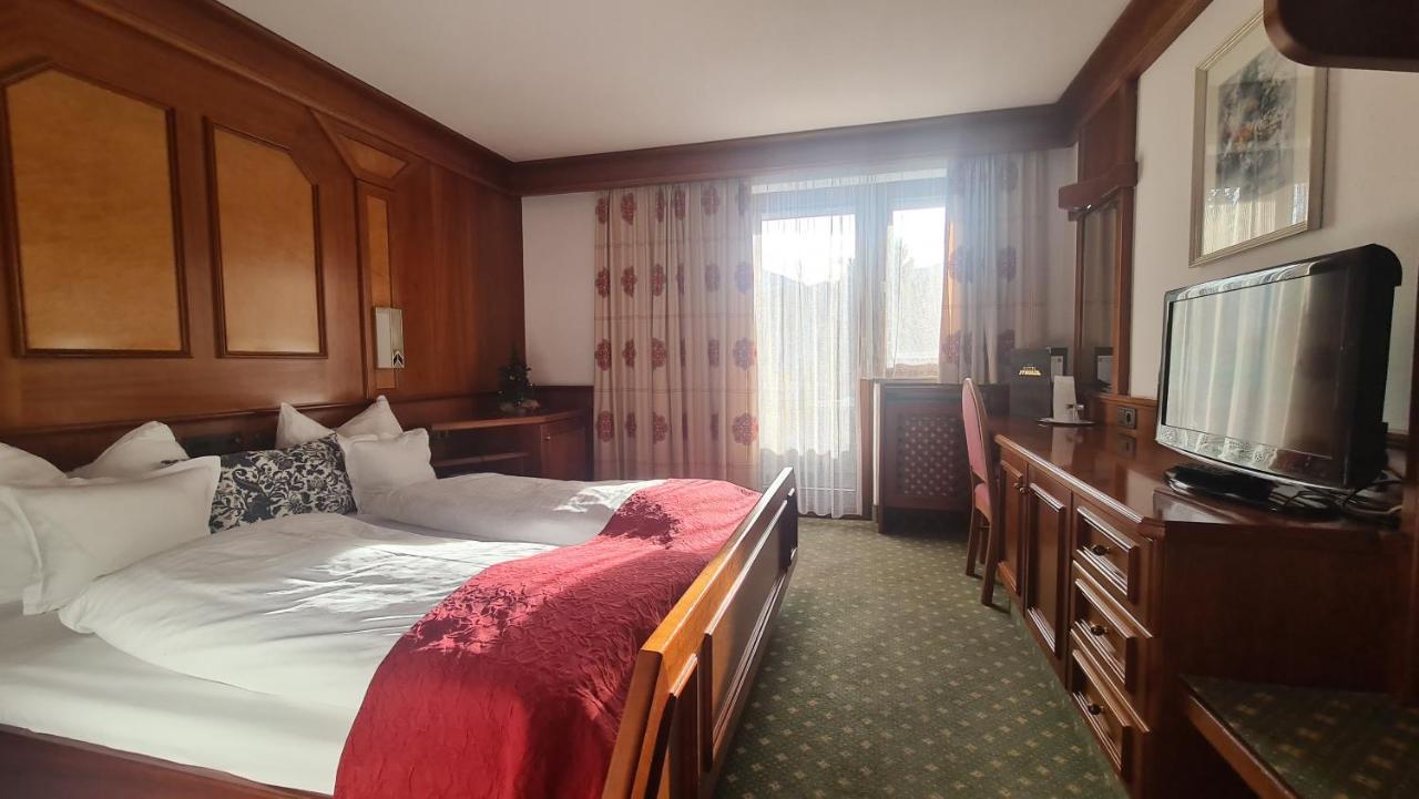 Hotel Tyrolis Zirl Εξωτερικό φωτογραφία