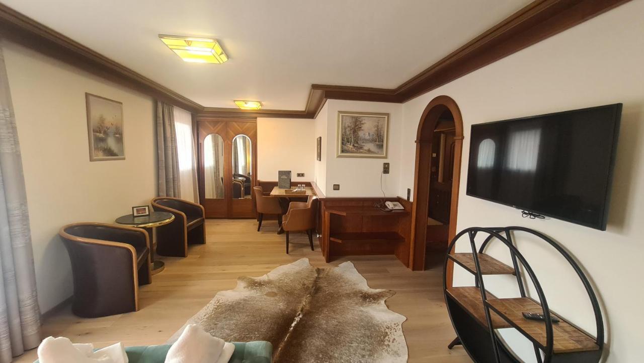 Hotel Tyrolis Zirl Εξωτερικό φωτογραφία