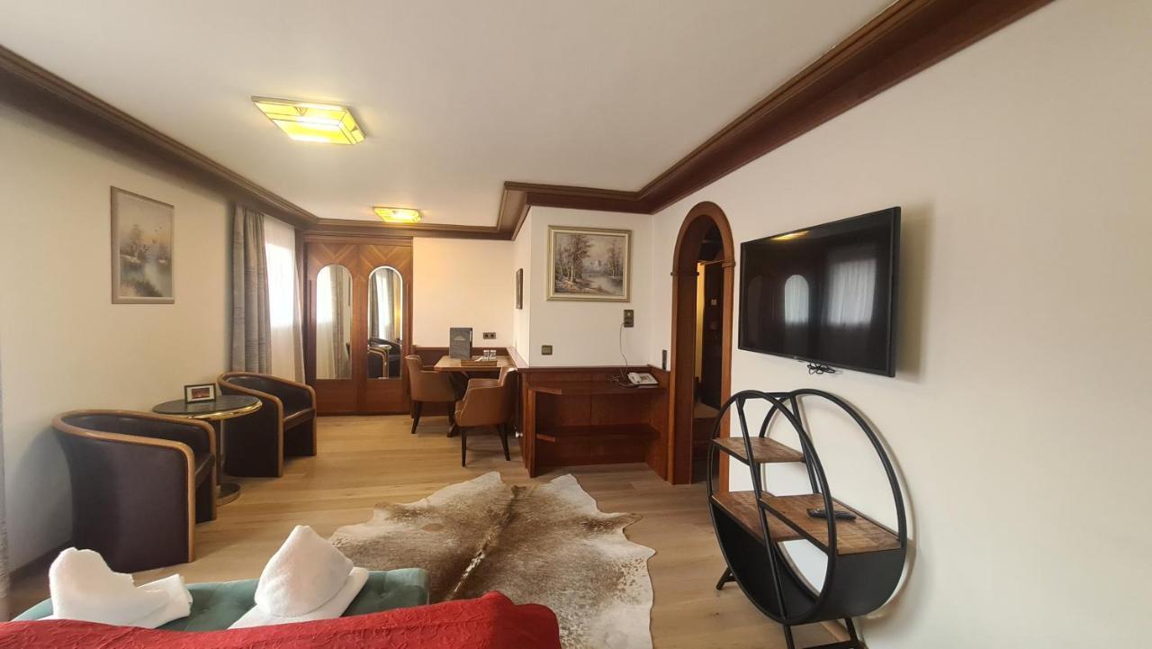 Hotel Tyrolis Zirl Εξωτερικό φωτογραφία