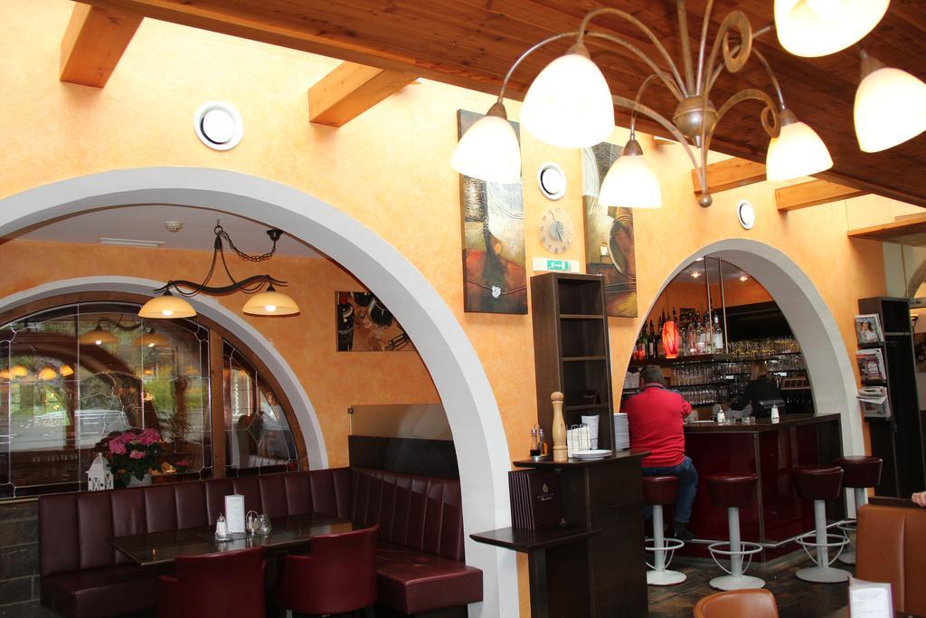 Hotel Tyrolis Zirl Εξωτερικό φωτογραφία